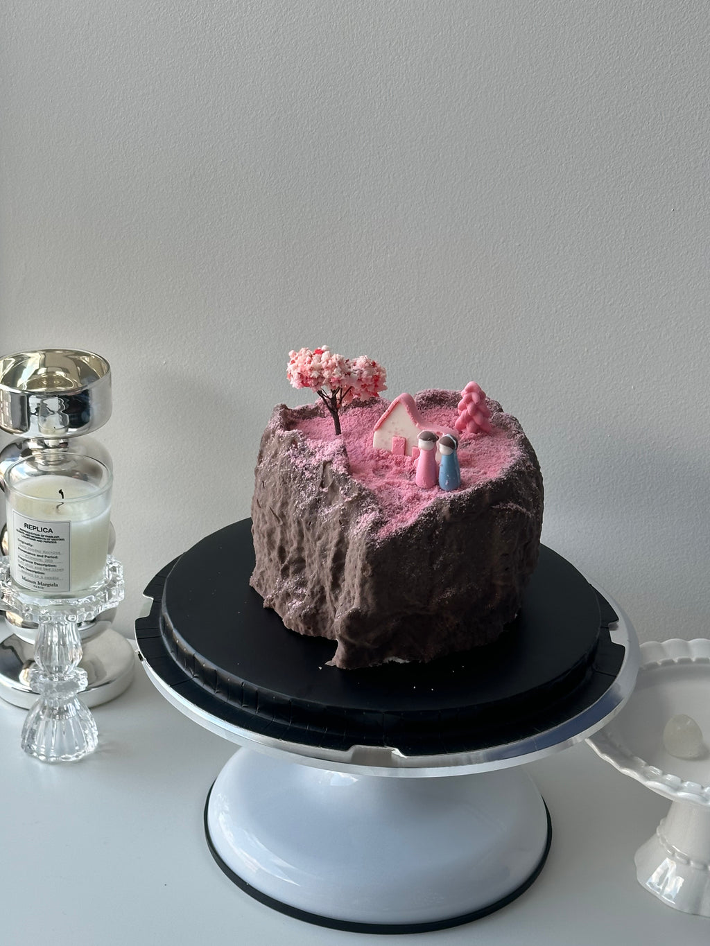 Love Island Cake