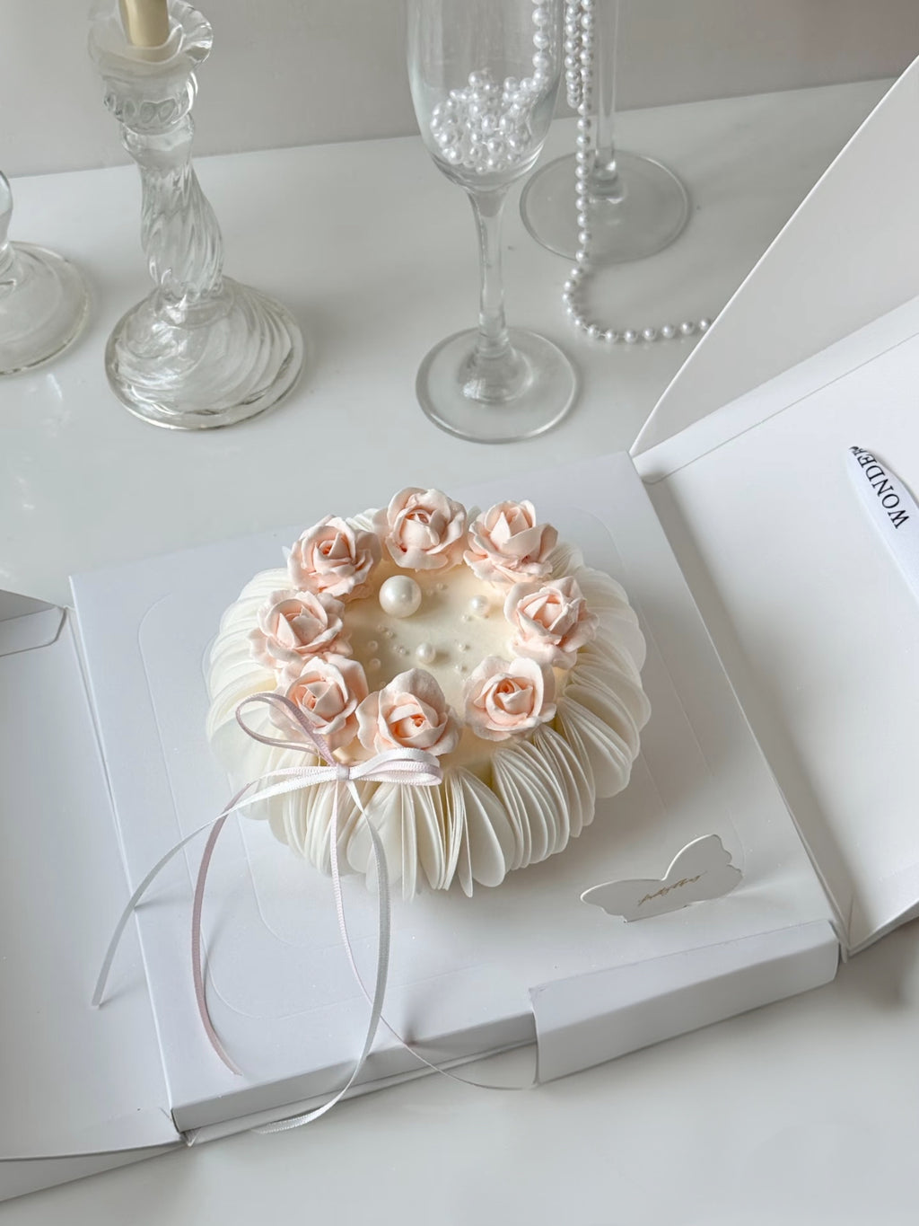 Paper & Rose Cake