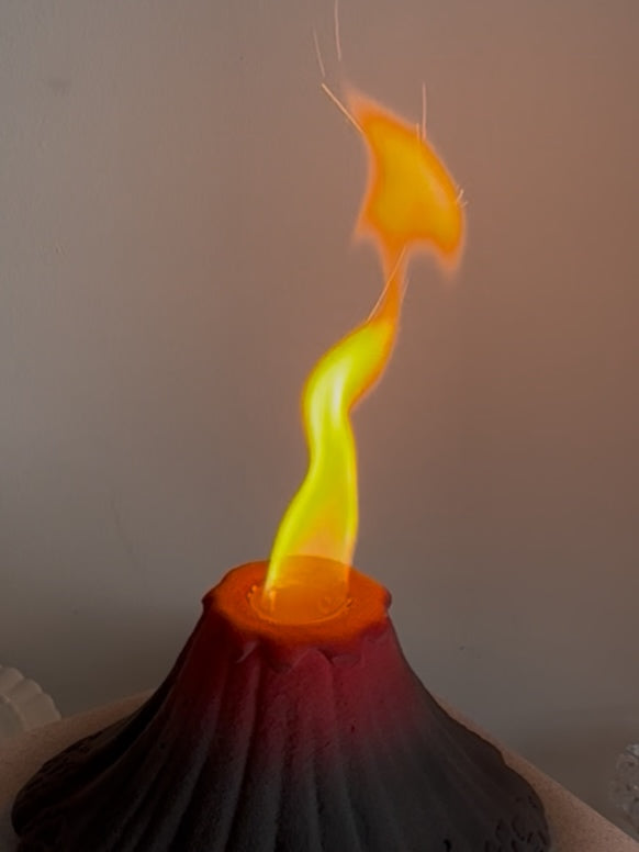 Volcano Effect Cake