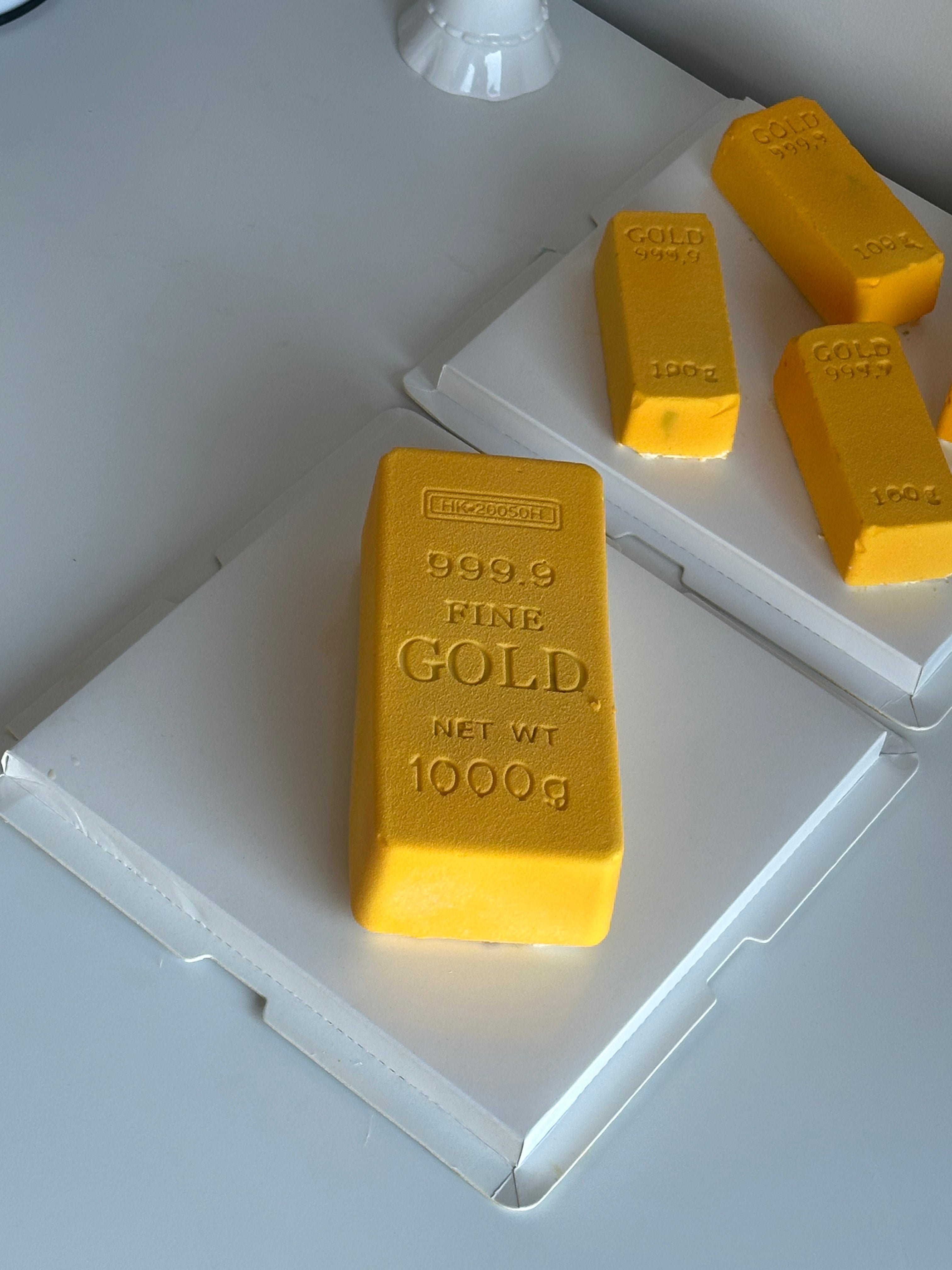 Golden Bar Cake